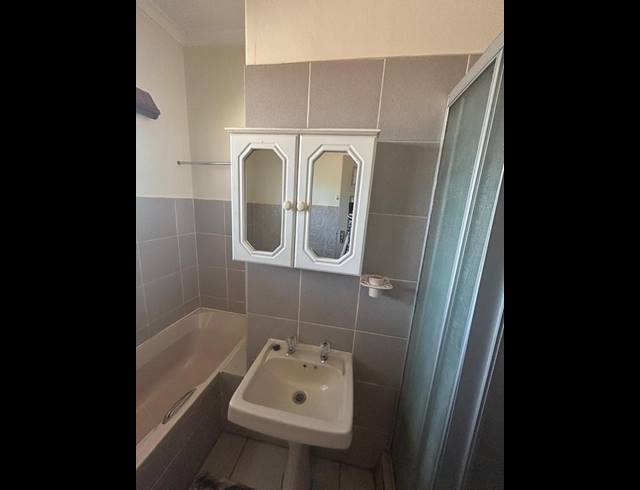 3 BEDROOM PROPERTY TO RENT IN CHROOM PARK